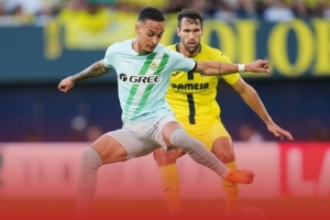 安東尼：拿到1分也很重要這給我們帶來信心 我的第一個進(jìn)球更困難