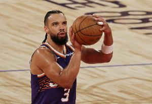 狄龍：比賽勝負往往取決于最后一兩個回合的球權爭奪