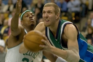 同意嗎？皮爾斯談選秀重排：諾維茨基狀元 我榜眼 文斯-卡特探花