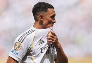 記者：阿諾德、門迪有望加入對陣尤文名單，赫伊森等人繼續(xù)缺席