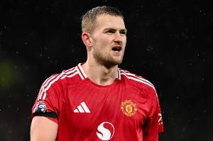 德里赫特：我們知道利物浦有弱點，那就是他們的邊后衛(wèi)