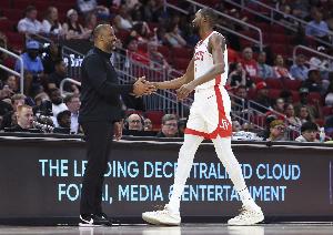 烏度卡：杜蘭特看到了我們擁有的天賦和潛力 這會(huì)激勵(lì)球隊(duì)年輕人