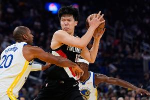 季前賽里自己的“歡迎來到NBA時刻”？楊瀚森：首戰勇士整場比賽
