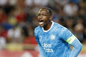 14個賽季613場比賽！馬賽官方宣布退役曼丹達穿過的30號球衣