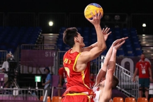 顏鵬：把三人籃球打成自己的“甜點位”