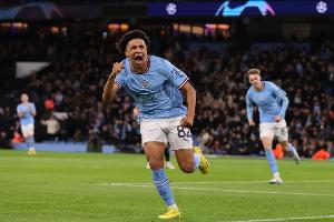 瓜帥：無論是在進攻端還是在防守端，里科-劉易斯都極具價值