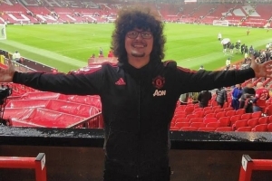 郵報：曼聯決定對襲擊網紅的球迷處以無限期禁止入場的處罰