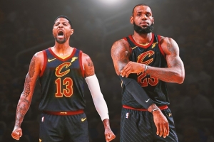 專(zhuān)欄作家：當(dāng)年騎士要用樂(lè)福換喬治 步行者怕詹姆斯長(zhǎng)留騎士反悔