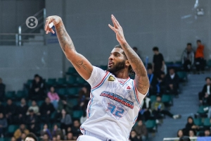 媒體人：山東男籃外援克里斯暫定11月5號左右回到球隊