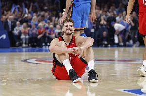 申京：這是我第五個NBA賽季&經(jīng)驗更多了 關(guān)鍵時刻要更聰明點