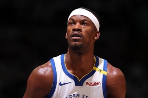 狀態(tài)不錯(cuò)！巴特勒半場(chǎng)6投3中&罰球10中10 得到17分2板2助1斷