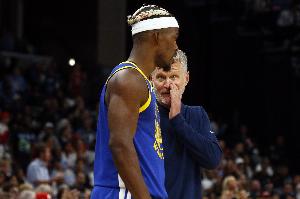 巴特勒16罰16中！科爾：他在場上就是能控制比賽 他從不失誤