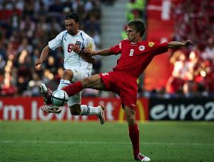 太陽報：前切爾西球員格倫夏爾遠離足球，從事建筑裝修行業