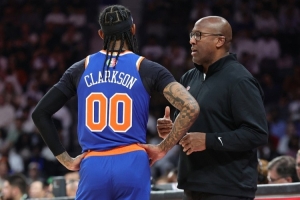 邁克-布朗：球隊表現不錯還有很大提升空間 要給騎士點贊