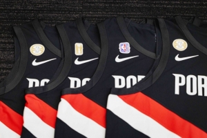 專屬球衣！楊瀚森將身穿新秀標識球衣 克林根&霍勒迪也有對應標識