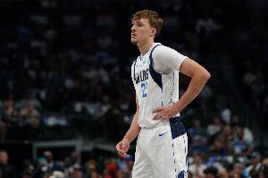 媒體人：現在弗拉格打控衛很難成功 基德老老實實用拉塞爾吧