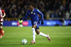 送出助攻，官方：吉滕斯當選切爾西5-1阿賈克斯全場最佳球員