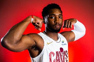 騎士第三節單節轟出37-22追平尼克斯 米切爾單節轟下21分