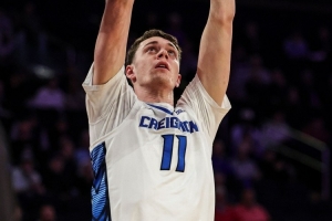 截胡湖人的新秀！卡爾克布倫納6中5拿下10分11板2帽 5前板顯活力