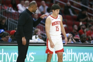 邦納：烏度卡并未完全信任替補(bǔ)球員 謝潑德掙扎是因為雷霆很強(qiáng)