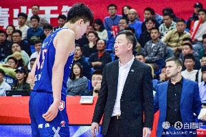 比盧普斯因參與賭球被逮捕！媒體人：劉維偉在美國 要不直接接班