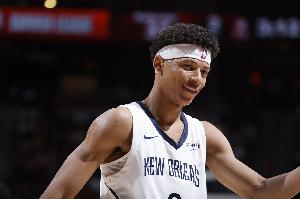 鵜鶘主帥：費爾斯攻防兩端很有侵略性 這個年輕人今天有很多亮點