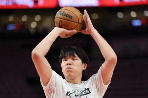 好樣的！楊瀚森次節拿到生涯首分 比狀元弗拉格先在NBA得分