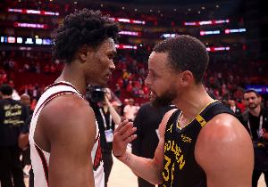 庫里下半場“僅得”28分！火箭媒體人無奈：總有一天會結束的…