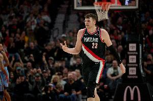 “克林根是戰士你就是法師”？小楊：我哥沖鋒陷陣我在后面扔水球