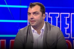 潘德夫：2010年打巴薩我擔(dān)心上不了，穆帥笑著說會讓齊沃踢邊鋒