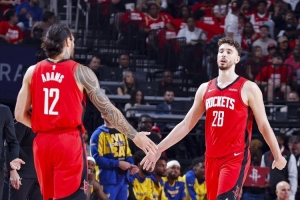 拆開申京&亞當斯進攻更好？烏度卡：確實有點 但也是為防對面后衛