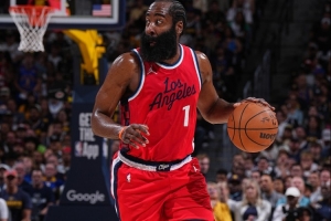 哈登：必須保持防守紀律性 KD此前對SGA的致命犯規就是紀律問題