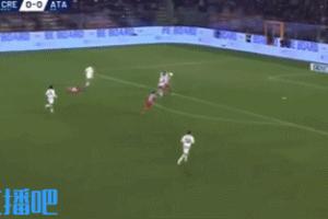 逼平亞特蘭大！38歲瓦爾迪補射打進意甲生涯首球，連續(xù)空翻慶祝