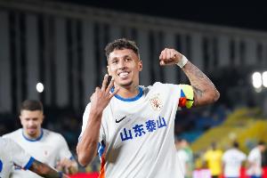 真大腿！克雷桑登陸中超后參與進球80個，僅次于武磊