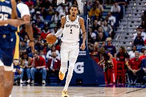 大夢：文班想找我補(bǔ)習(xí)時(shí)我以為他開玩笑 我說“你已經(jīng)不用學(xué)了”