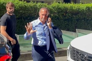 米蘭老板：米蘭今夏轉(zhuǎn)會支出意甲第一，未來要將財務(wù)升到英超水平