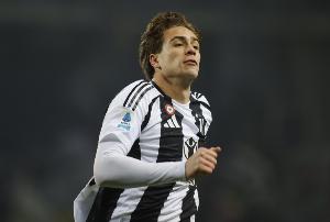 蒙特拉：我非常看好個性十足的伊爾迪茲，他能內切也能走外線