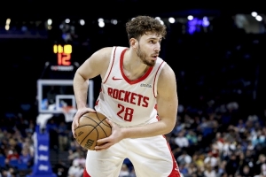 小里弗斯：申京是現役第三好的中鋒 我把唐斯排在第二