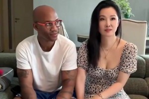 DPOY！莫布里上腳哈登8球鞋在球館中一對一訓練！