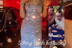 小寶：裙子和護具很搭！惦記著牌局的佩奇評論：被閨蜜“背叛”了