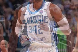 霍華德和字母哥，誰身體素質更好？楊毅：不好說，字母哥技術更好