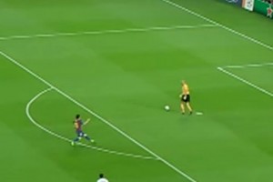 來自前輩的吐槽！名場面！亨利：姆巴佩的語速就像他帶球時(shí)一樣！