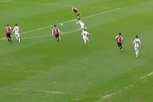 神仙球！名場面：齊耶赫驚天弧線洞穿切爾西球門！