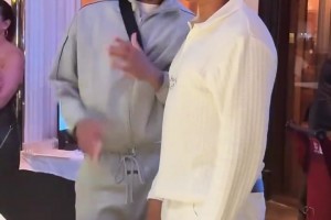 在國(guó)王聯(lián)手嗎？德羅贊出席威少基金會(huì)并與會(huì)長(zhǎng)威少相聊甚歡