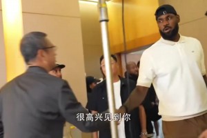 獨行俠名宿與未來！諾維斯基和狀元弗拉格碰面了