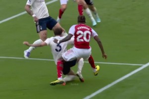 依舊立棍單打！馬杜埃凱vs森林個人集錦，瘋狂突破一人爆邊