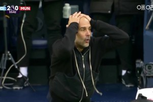 難以置信！哈蘭德超級空門不進(jìn)！場邊瓜迪奧拉抱頭直接看跪了