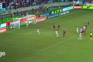 絕殺時刻！巴爾博薩轟出驚天世界波，這腳力量和弧線實在太棒了！