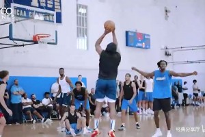 運控技術天花板！野球場的哈登這節奏看著也太舒服了吧！