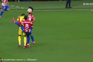 紅牌罰下！當年格子這一腳險些廢了菲爾米諾